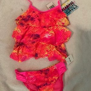 Breaking Waves Two Piece Tankini Size 8